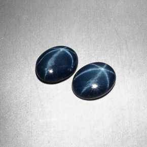 Gemas de zafiro estrella azul natural de  ct, corte óvalo, opaco