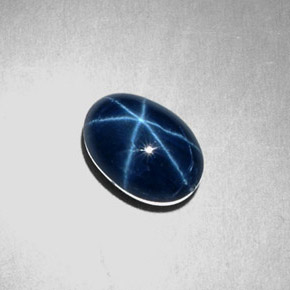 Zafiro estrella Azul natural de 3.37 ct, Corte Óvalo, Opaco