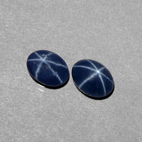 Gemas de zafiro estrella azul natural de  ct, corte óvalo, opaco