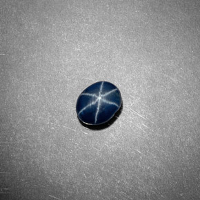 Zafiro estrella azul natural de 0,62 ct, transparente, transparente / translúcido