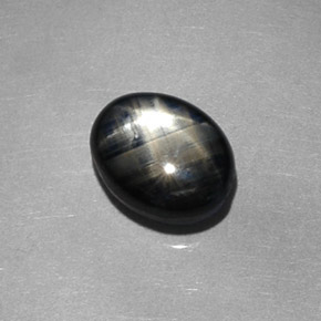 Zafiro estrella negro natural de 1,98 ct, corte óvalo, opaco