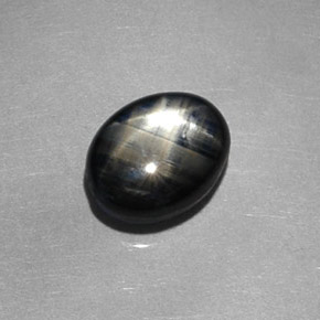 Zafiro estrella negro natural de 1,98 ct, corte óvalo, opaco