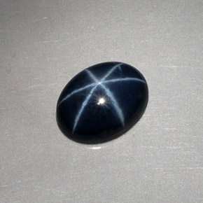 Zafiro estrella Azul oscuro natural de 1.52 ct, Corte Óvalo, Opaco