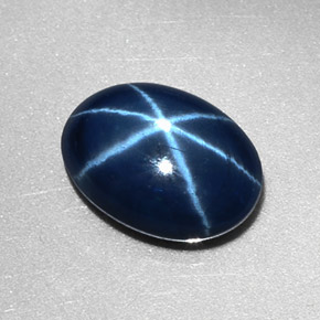 Zafiro estrella azul natural de 2,57 ct, corte óvalo, opaco