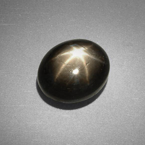Zafiro estrella negro natural de 6,38 ct, corte óvalo, opaco