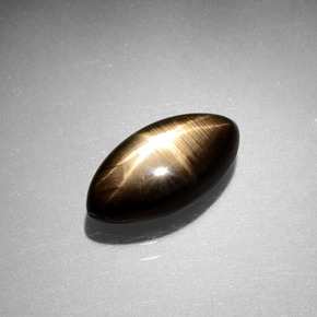 Zafiro estrella negro natural de 3,55 ct, marquesa, opaco