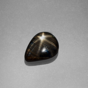 Zafiro estrella Negro natural de 2.75 ct, En forma de pera, Opaco
