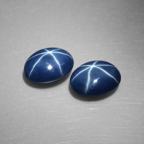 Gemas de zafiro estrella azul natural de  ct, corte óvalo, opaco