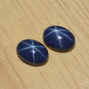 Gemas de zafiro estrella azul natural de  ct, corte óvalo, opaco
