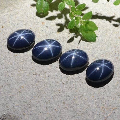 Gemas de Zafiro estrella Azul oscuro natural de 4.49 ct, Corte Óvalo, Opaco