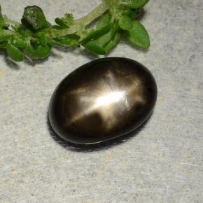 Zafiro estrella negro natural de 2,31 ct, corte óvalo, opaco