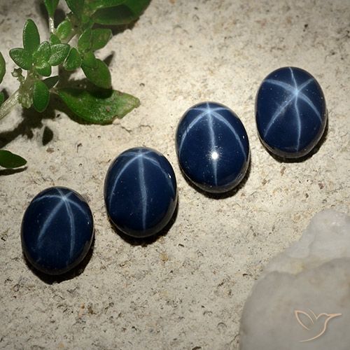 4.64ctw Natural Azul oscuro Zafiro estrella, Ovalada, Opaco