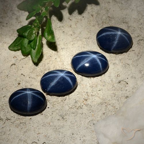3.50ctw Natural Azul oscuro Zafiro estrella, Ovalada, Opaco