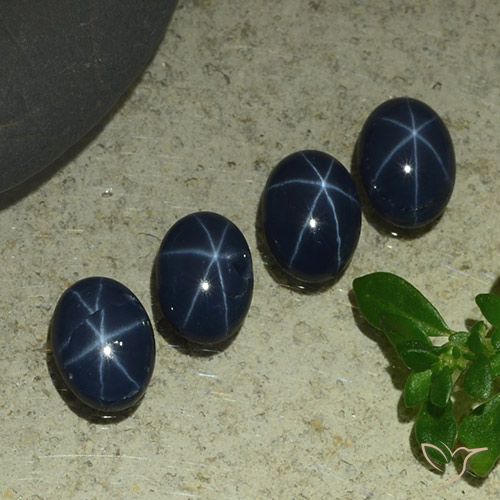 3.93ctw Natural Azul marino intenso Zafiro estrella, Ovalada, Opaco