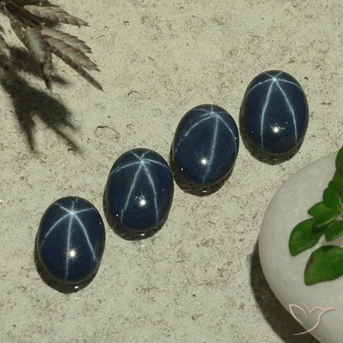 2.97ctw Natural Azul oscuro Zafiro estrella, Ovalada, Opaco