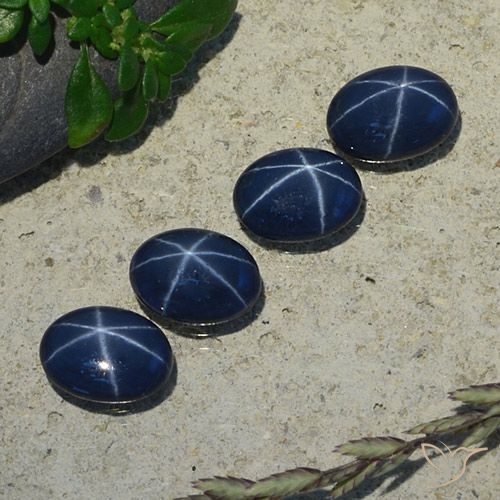3.80ctw Natural Azul oscuro Zafiro estrella, Ovalada, Opaco