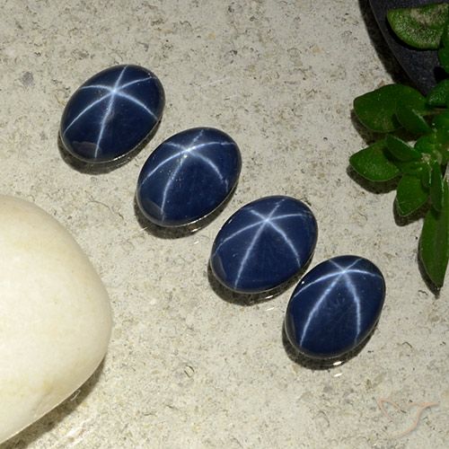 3.62ctw Natural Azul oscuro Zafiro estrella, Ovalada, Opaco