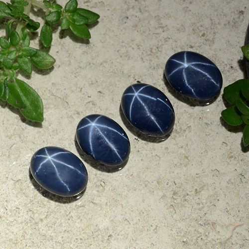 3.92ctw Natural Azul marino intenso Zafiro estrella, Ovalada, Opaco