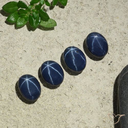 4.17ctw Natural Azul marino intenso Zafiro estrella, Ovalada, Opaco