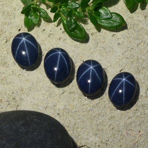 4.38ctw Natural Azul oscuro Zafiro estrella, Ovalada, Opaco
