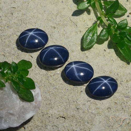 4.08ctw Natural Azul oscuro Zafiro estrella, Ovalada, Opaco