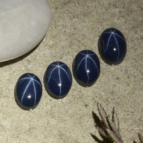 Gemas de Zafiro estrella Azul oscuro natural de 3.82 ct, Ovalada, Opaco