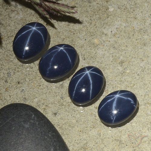 4.29ctw Natural Azul oscuro Zafiro estrella, Ovalada, Opaco