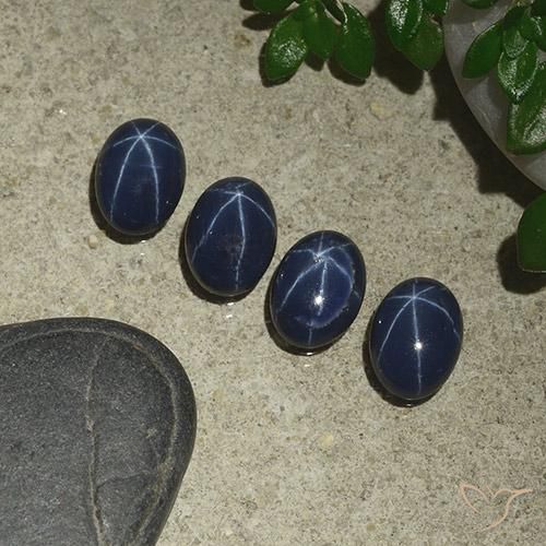 3.81ctw Natural Azul oscuro Zafiro estrella, Ovalada, Opaco
