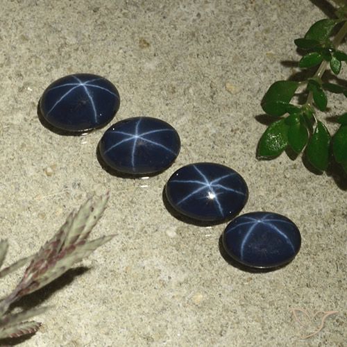 3.80ctw Natural Azul oscuro Zafiro estrella, Ovalada, Opaco