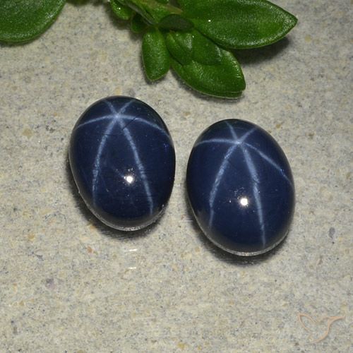 3.04ctw Natural Azul oscuro Zafiro estrella, Ovalada, Opaco