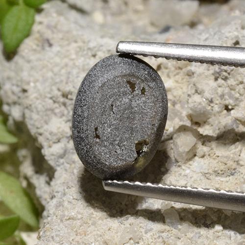 Zafiro estrella Negro natural de 3.94 ct, Corte Óvalo, Opaco