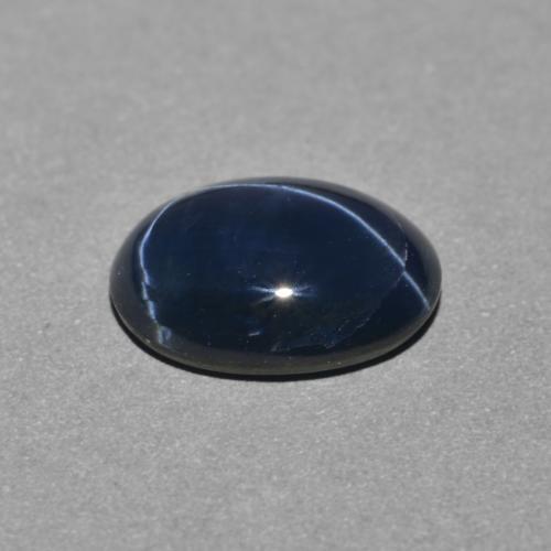 Zafiro estrella Azul marino natural de 2.61 ct, Corte Óvalo, Opaco