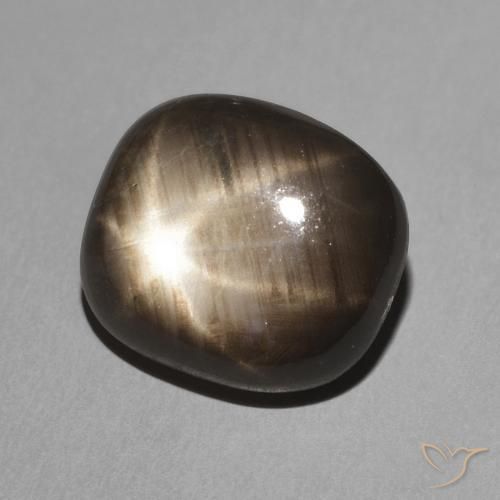 Zafiro estrella Negro natural de 3.91 ct, Forma Cojín, Opaco