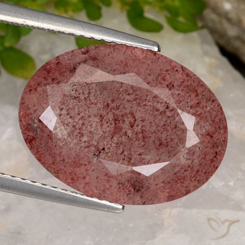 9.14ct Natural Rojo oscuro medio cuarzo fresa, Ovalada, Translúcido