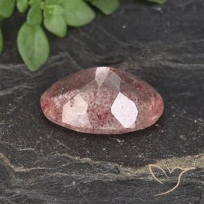 Cuarzo fresa Rosado claro medio natural de 4.78 ct, Ovalada, Translúcido