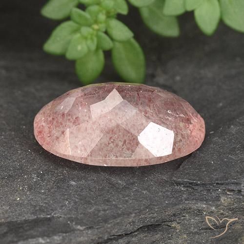 Cuarzo fresa Rosado claro medio natural de 4.78 ct, Ovalada, Translúcido