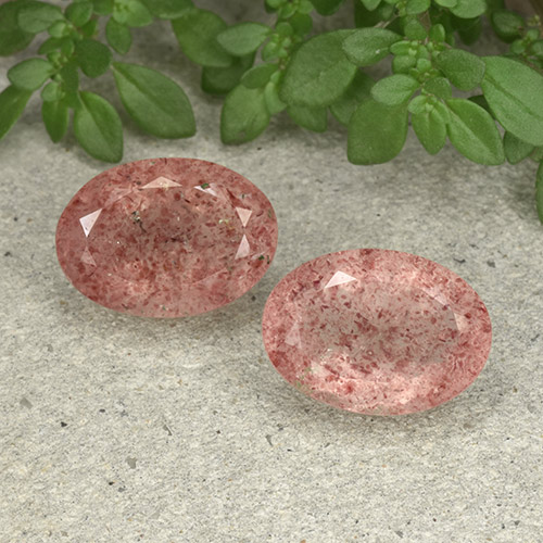 Gemas de Cuarzo Fresa Rosa rosado natural de 11.96 ct, Corte Óvalo, Translúcido