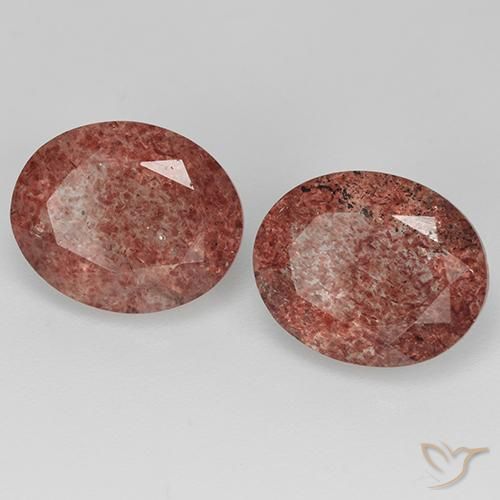 Gemas de Cuarzo fresa Rojo oscuro natural de 6.45 ct, Ovalada, Translúcido