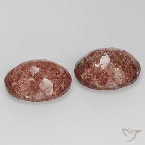 Gemas de Cuarzo fresa Rojo oscuro natural de 6.45 ct, Ovalada, Translúcido