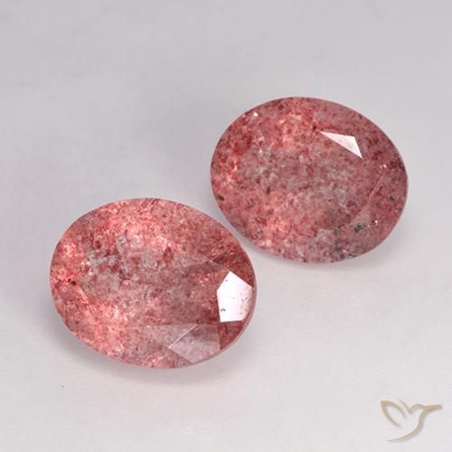 Gemas de Cuarzo fresa Rojo oscuro natural de 6.69 ct, Ovalada, Translúcido