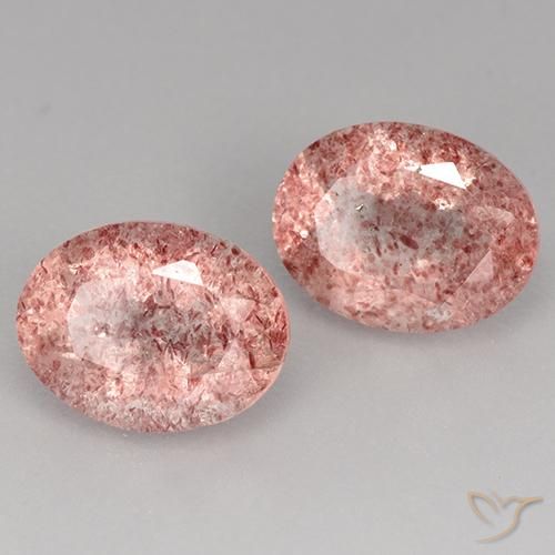 Gemas de Cuarzo fresa Rosado claro natural de 3.52 ct, Ovalada, Translúcido