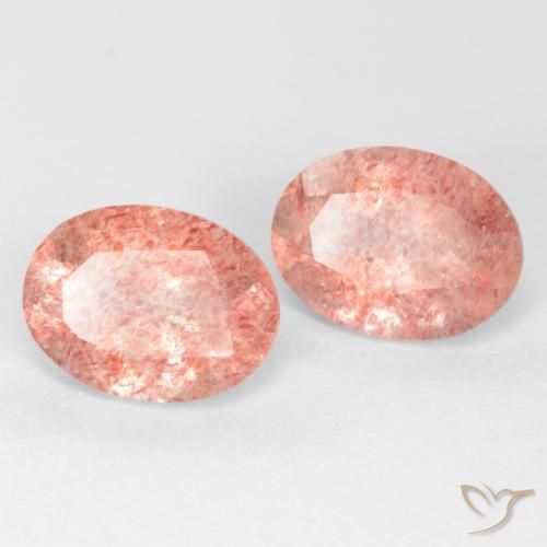 Gemas de Cuarzo fresa Rosado claro medio natural de 2.43 ct, Ovalada, Translúcido