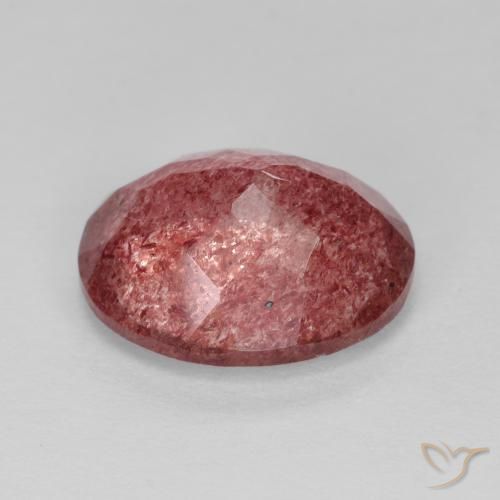 Cuarzo fresa Rojo medio natural de 4.37 ct, Ovalada, Translúcido