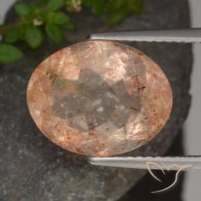 Piedrasol Naranja claro natural de 5.58 ct, Ovalada, Translúcido
