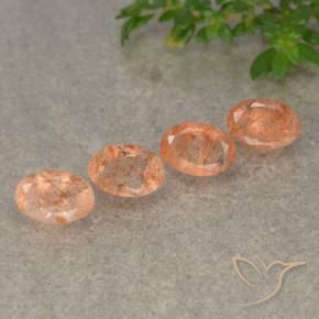 Gemas de Piedrasol Naranja claro natural de 2.57 ct, Ovalada, Translúcido