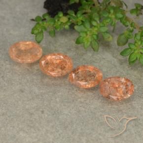 Gemas de Piedrasol Naranja rojizo natural de 2.23 ct, Ovalada, Translúcido