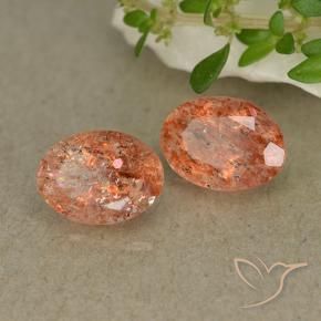 Gemas de Piedrasol Naranja medio natural de 1.61 ct, Ovalada, Translúcido