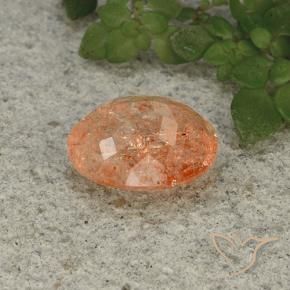 Piedrasol Naranja rojizo natural de 4.28 ct, Ovalada, Translúcido