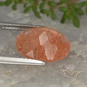 Piedrasol Naranja rojizo natural de 3.97 ct, Ovalada, Translúcido