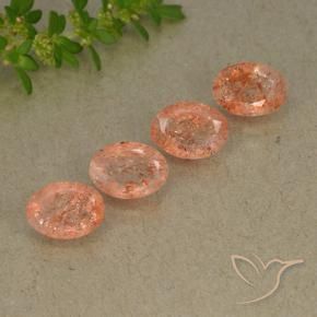 Gemas de Piedrasol Naranja rojizo natural de 3.37 ct, Ovalada, Translúcido